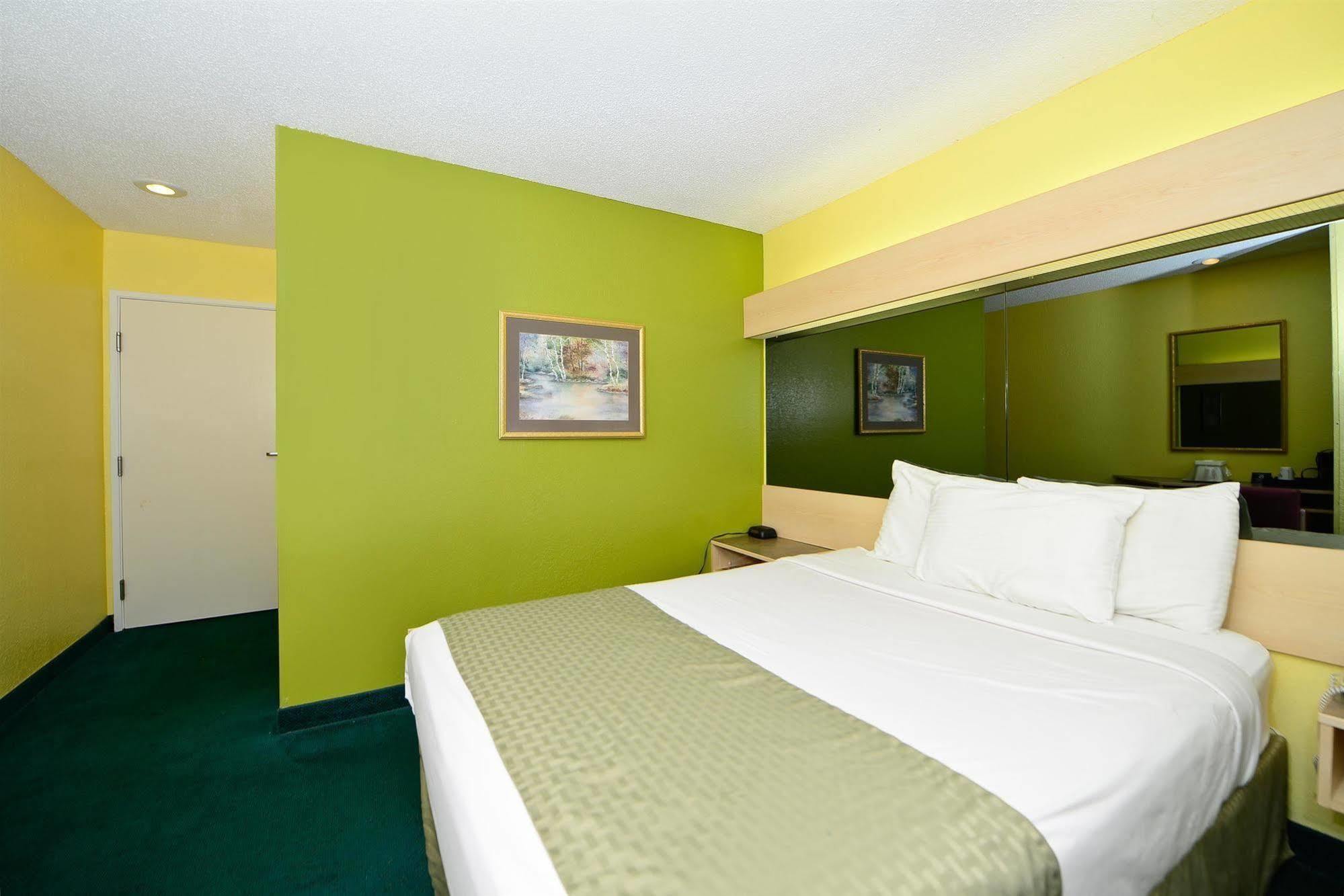 America'S Best Value Inn And Suites - Jackson Quarto foto